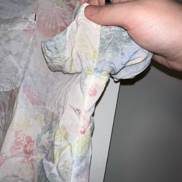 Free People Share Good Vibes Button Hawaiian Shirt Ocean Combo Floral Large EUC - Picture 4 of 10